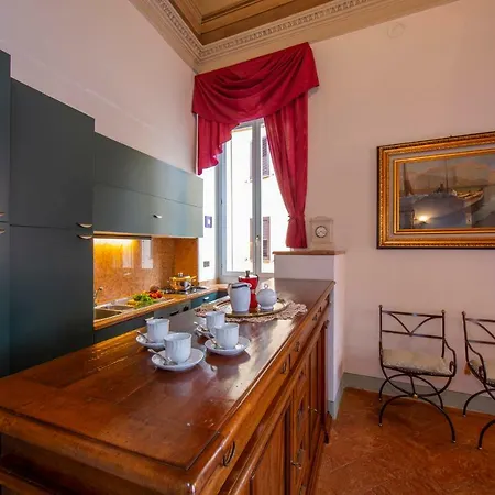 Sleeps 4 Wifi Apartment