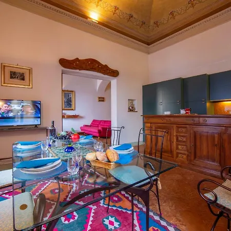 Sleeps 4 Wifi * Gravedona