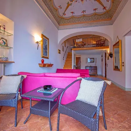 Sleeps 4 Wifi Gravedona